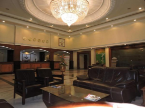  Hotel PLR Grand  Тирупати